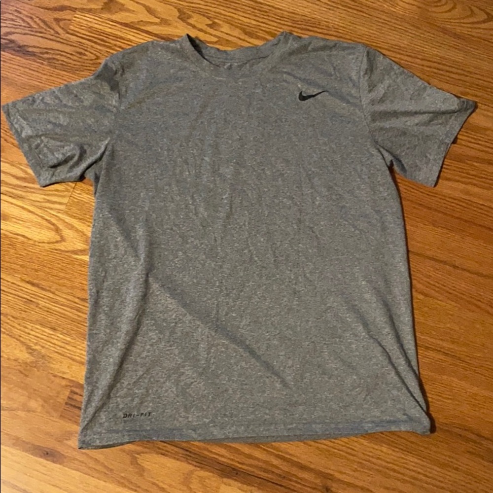 Excellent condition grey Nike tee shirt